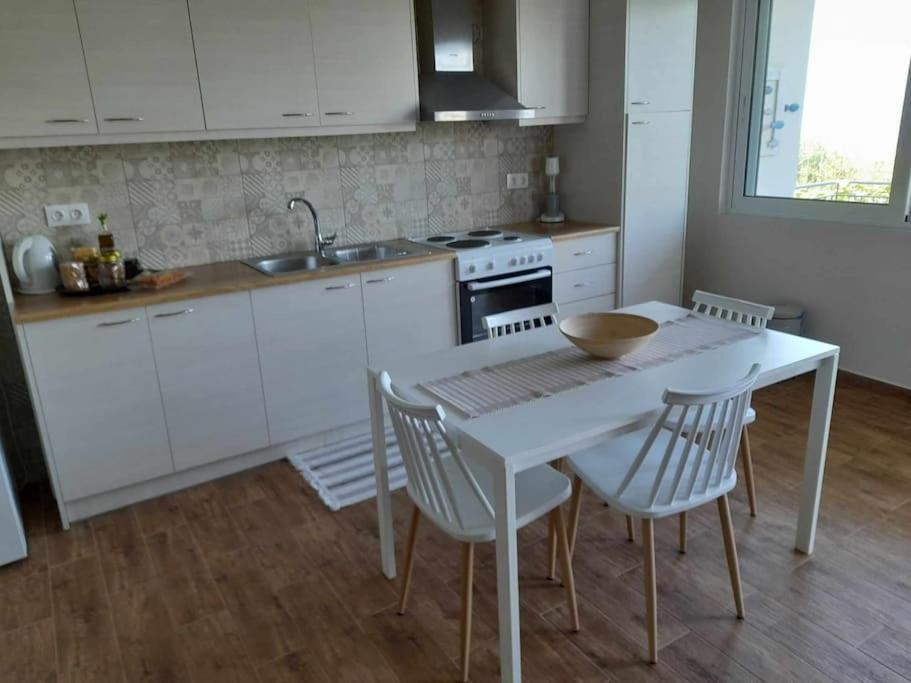 Garden Lägenhet Verga Kalamata Exteriör bild